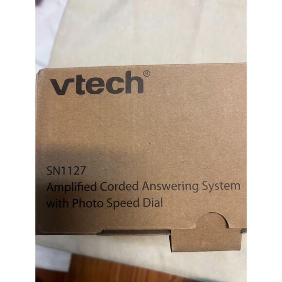 Vtech SN1127 Amplified Corded Answering System with Photo Speed Dial - Picture 3 of 4